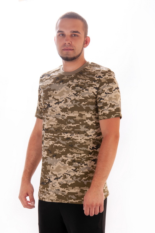 Футболка чоловіча