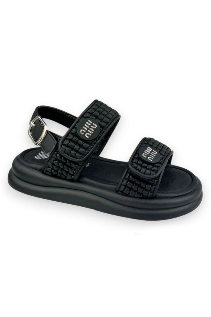 Босоніжки для дівчаток