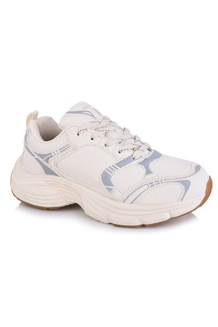 Кросівки жіночі