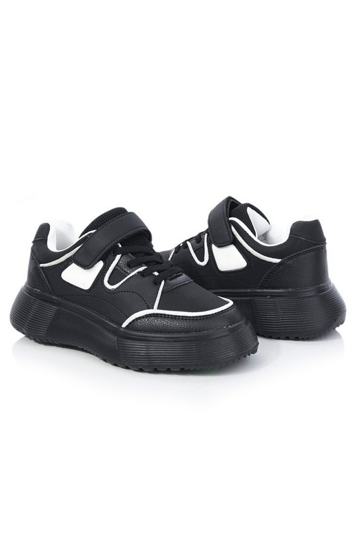 Кросівки дитячі