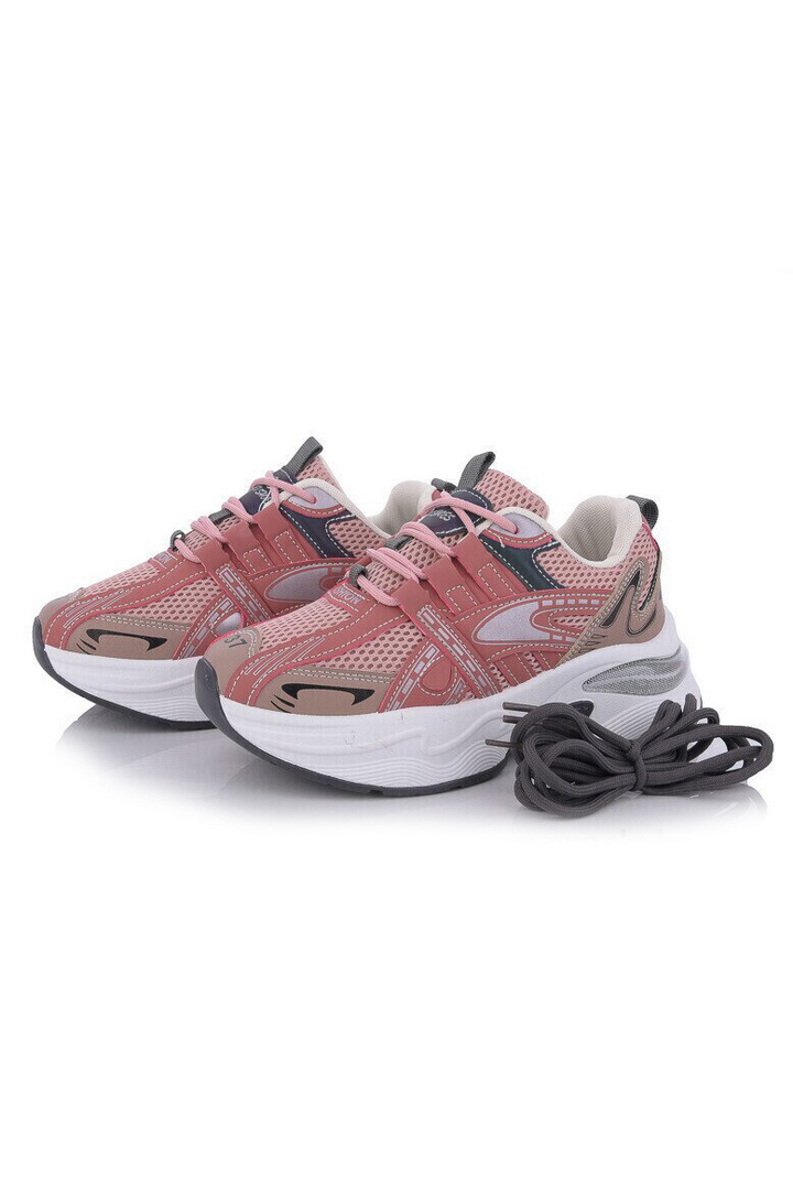 Кросівки жіночі