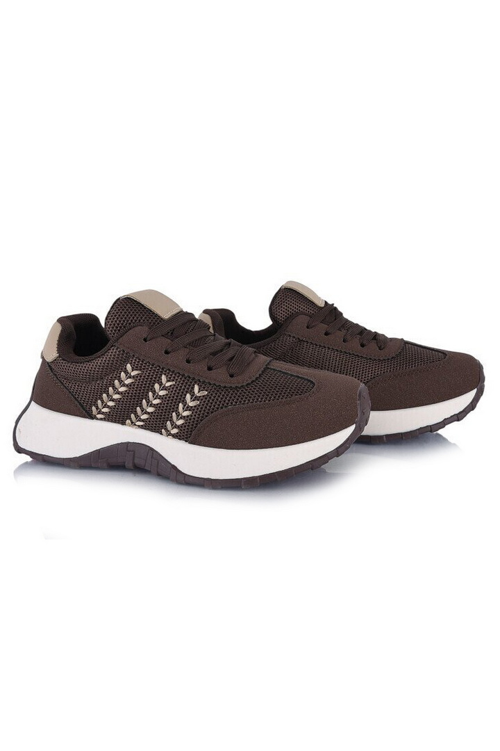 Кросівки жіночі