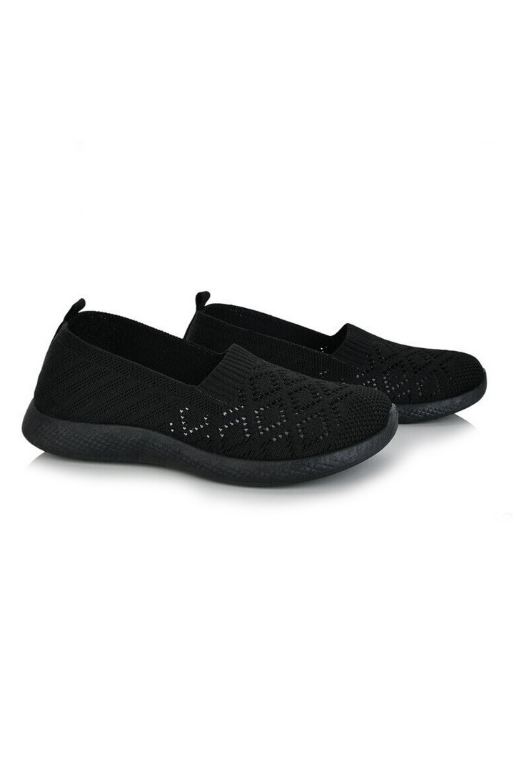 Кросівки жіночі